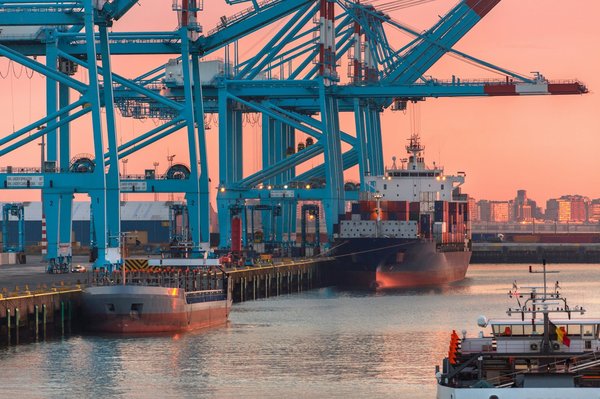 Identifier et utiliser les ports de votre ordinateur : un guide visuel.